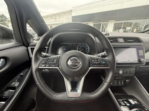 Used 2020 Nissan Leaf SL Plus FWD image 17