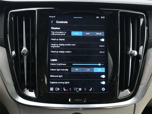 Used 2024 Volvo S60 B5 Ultimate image 18