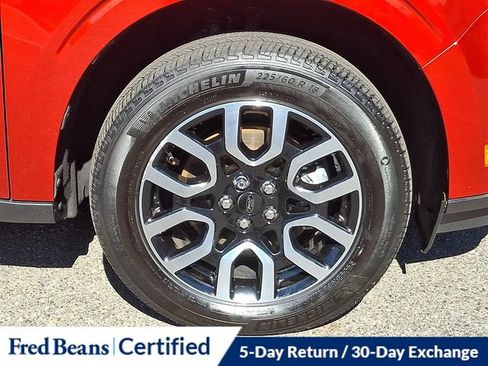 Used 2024 Ford Maverick Lariat AWD/4WD image 9