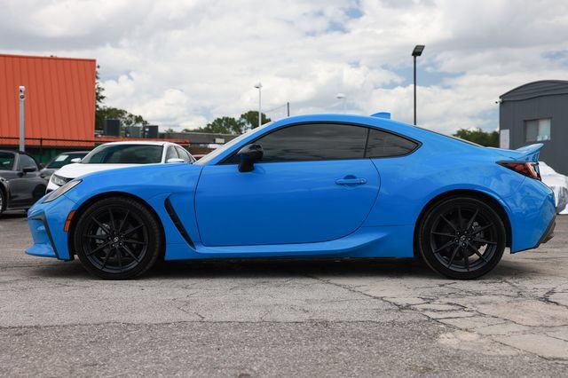 Used 2022 Toyota GR86 Premium RWD image 4