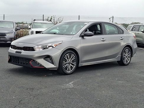 Certified 2023 Kia Forte GT-Line FWD image 3
