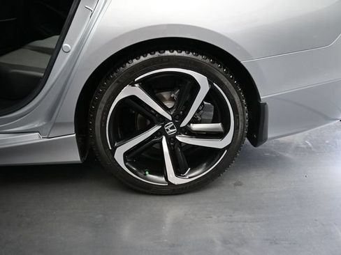 Used 2022 Honda Accord Sport image 14