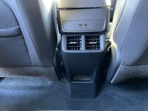 Used 2025 Chevrolet Equinox LT image 23