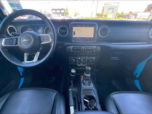 Used 2021 Jeep Wrangler Unlimited Sahara AWD/4WD image 16