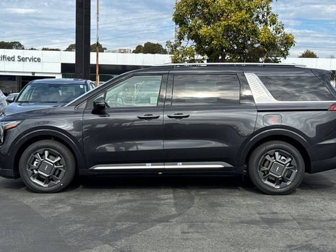 New 2026 Kia Carnival SX image 7