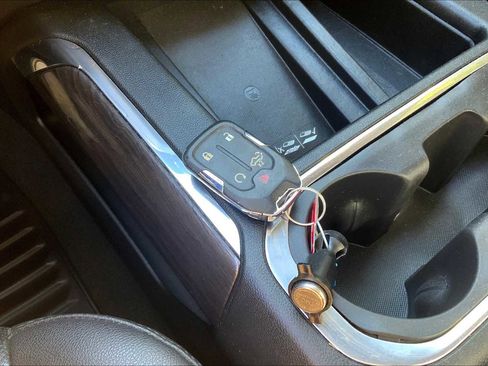 Used 2022 Chevrolet Silverado 1500 LTZ w/ Safety Package II image 14