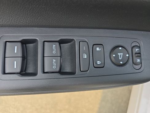 Used 2023 Honda CR-V Sport image 28