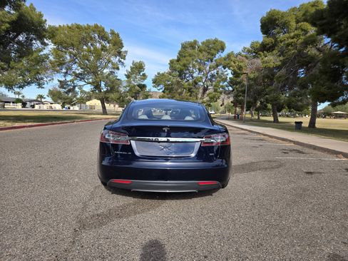 Used 2013 Tesla Model S image 6