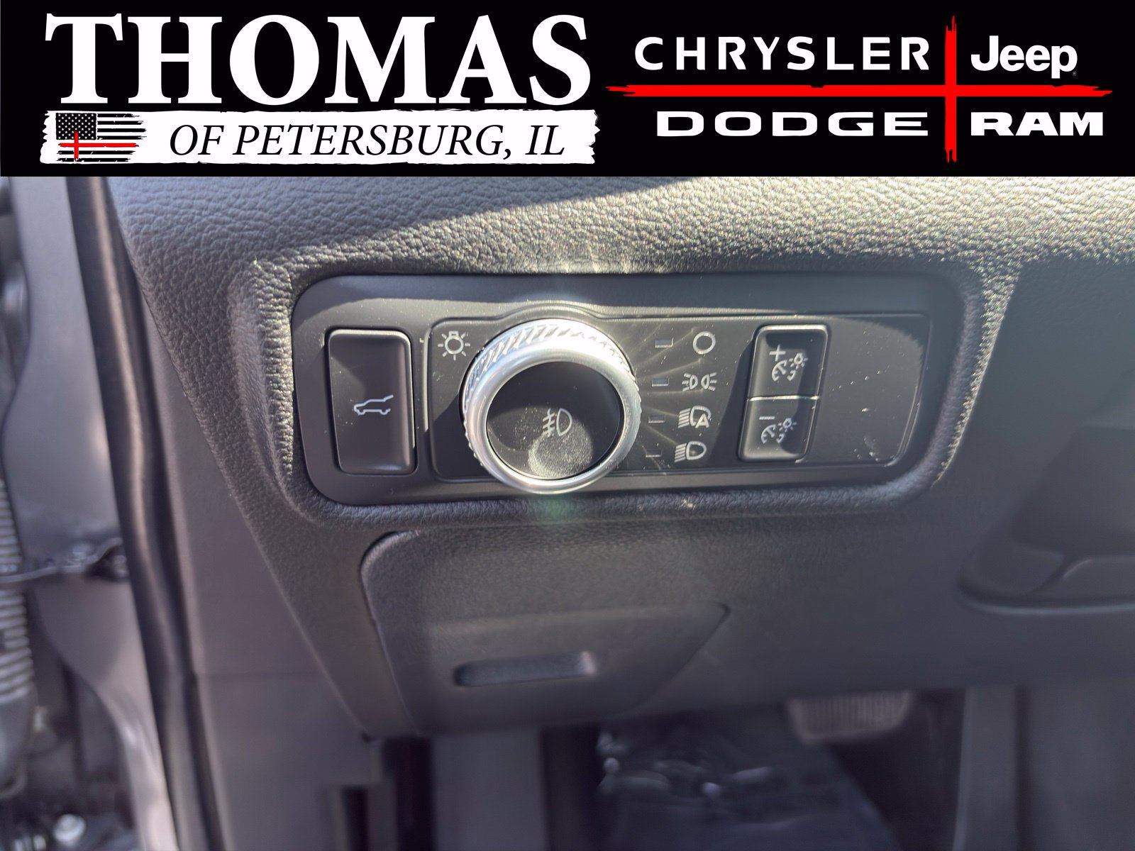 Used 2022 Ford Explorer XLT w/ Equipment Group 202A AWD/4WD image 20