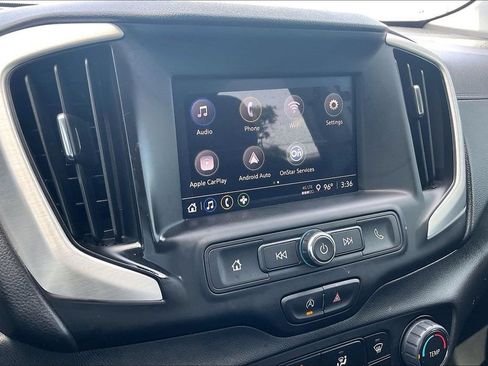 Used 2024 GMC Terrain SLE FWD image 24