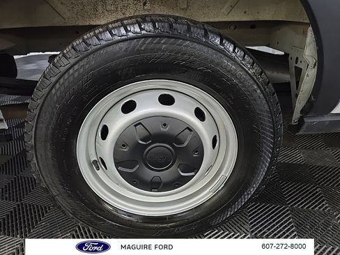 Used 2025 Ford Transit 250 148 High Roof Extended w/ Load Area Protection Package RWD image 18