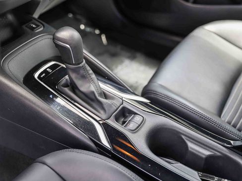 Certified 2020 Toyota Corolla XSE FWD image 19