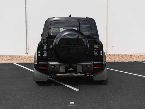 Used 2024 Land Rover Defender 110 V8 image 9