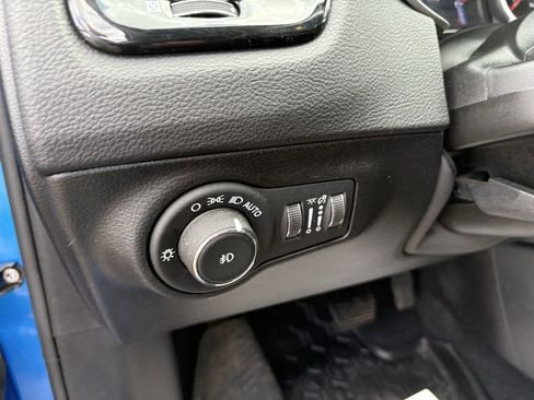 Used 2019 Jeep Compass Altitude image 31
