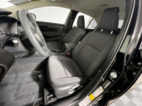 Used 2023 Toyota Corolla LE FWD image 15