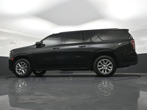 Used 2024 Chevrolet Suburban RST w/ Luxury Package RWD image 26