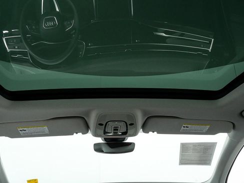 Used 2023 Audi Q7 2.0T Premium w/ Towing Package image 19