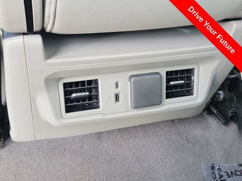 Used 2026 GMC Sierra 1500 SLT RWD image 23
