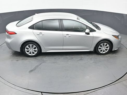 Certified 2025 Toyota Corolla LE FWD image 38