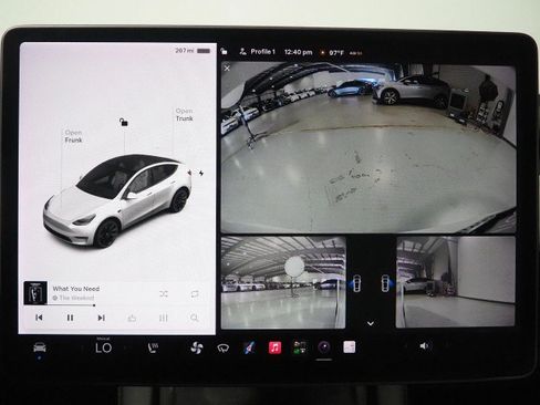 Used 2021 Tesla Model Y Long Range AWD/4WD image 25