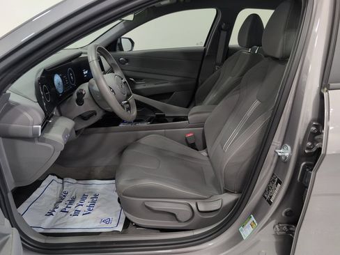 Certified 2023 Hyundai Elantra SEL w/ Convenience Package FWD image 10