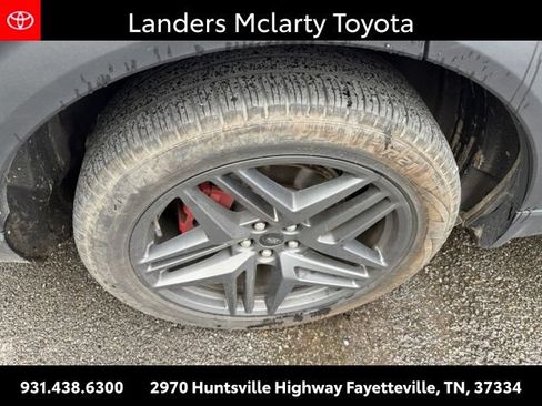 Used 2025 Ford Explorer ST-Line w/ Premium Package RWD image 8