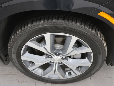 Used 2021 Hyundai Palisade Limited w/ Winter Package image 3