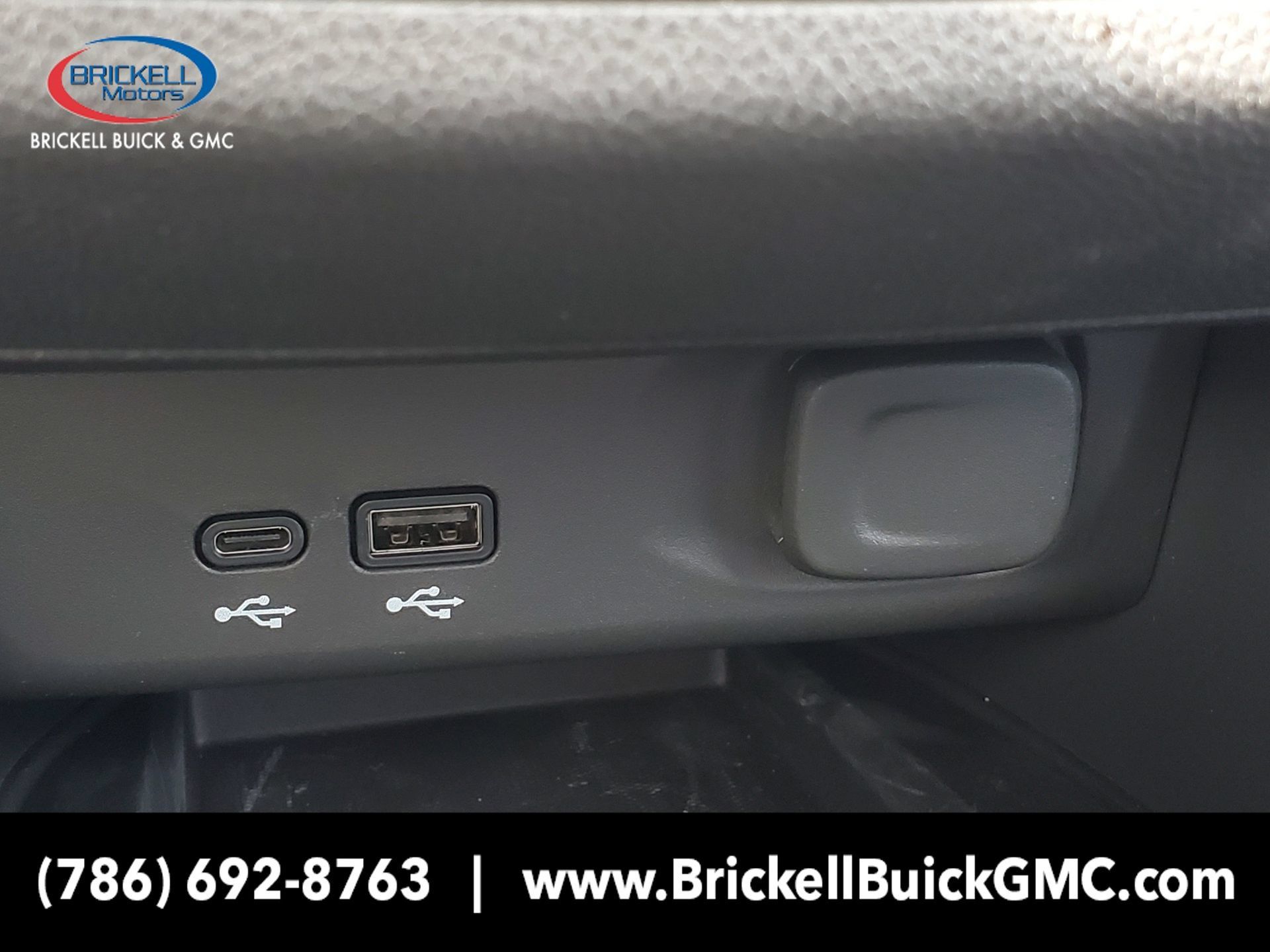New 2026 Buick Envista Sport Touring w/ Convenience II Package FWD image 29