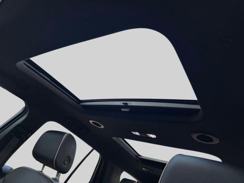 Used 2023 Chevrolet Traverse Premier w/ Redline Edition image 21