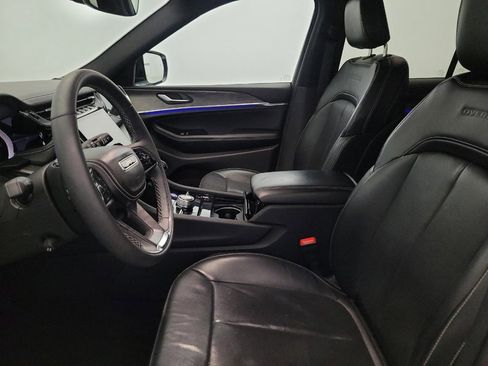 Used 2022 Jeep Grand Cherokee Overland image 17