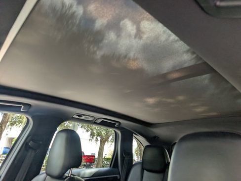 Used 2014 Porsche Cayenne AWD/4WD image 16