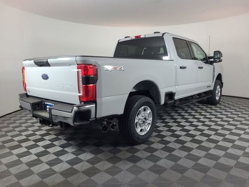 New 2026 Ford F250 XLT w/ 360-Degree Camera Package image 3