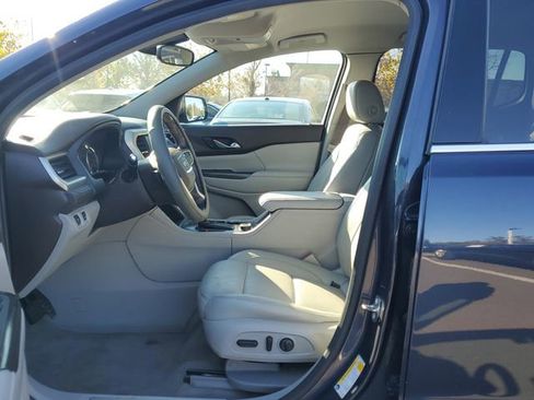 Used 2018 GMC Acadia SLT image 19