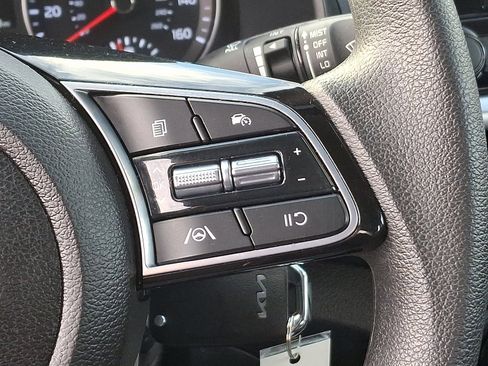 Used 2023 Kia Forte LXS w/ LXS Technology Package image 22