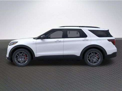 New 2026 Ford Explorer ST-Line w/ ST-Line Street Pack RWD image 3