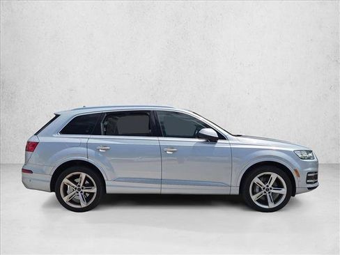 Used 2019 Audi Q7 3.0T Prestige AWD/4WD image 5