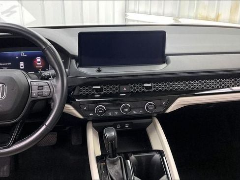 Certified 2024 Honda Accord EX-L image 6