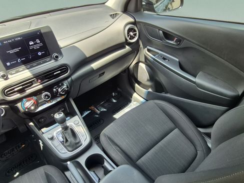 Certified 2022 Hyundai Kona SEL FWD image 13