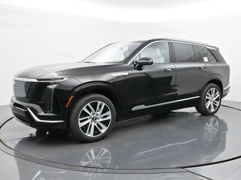 New 2026 Cadillac Vistiq Luxury w/ LPO, Floor Liner Package image 1