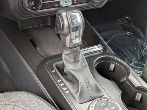 Used 2025 Ford Bronco Big Bend image 13