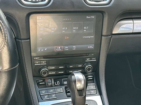 Used 2017 Porsche 718 Cayman S image 14