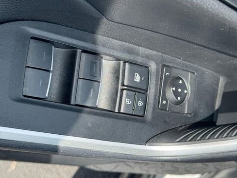 Certified 2025 Toyota RAV4 XLE FWD image 21