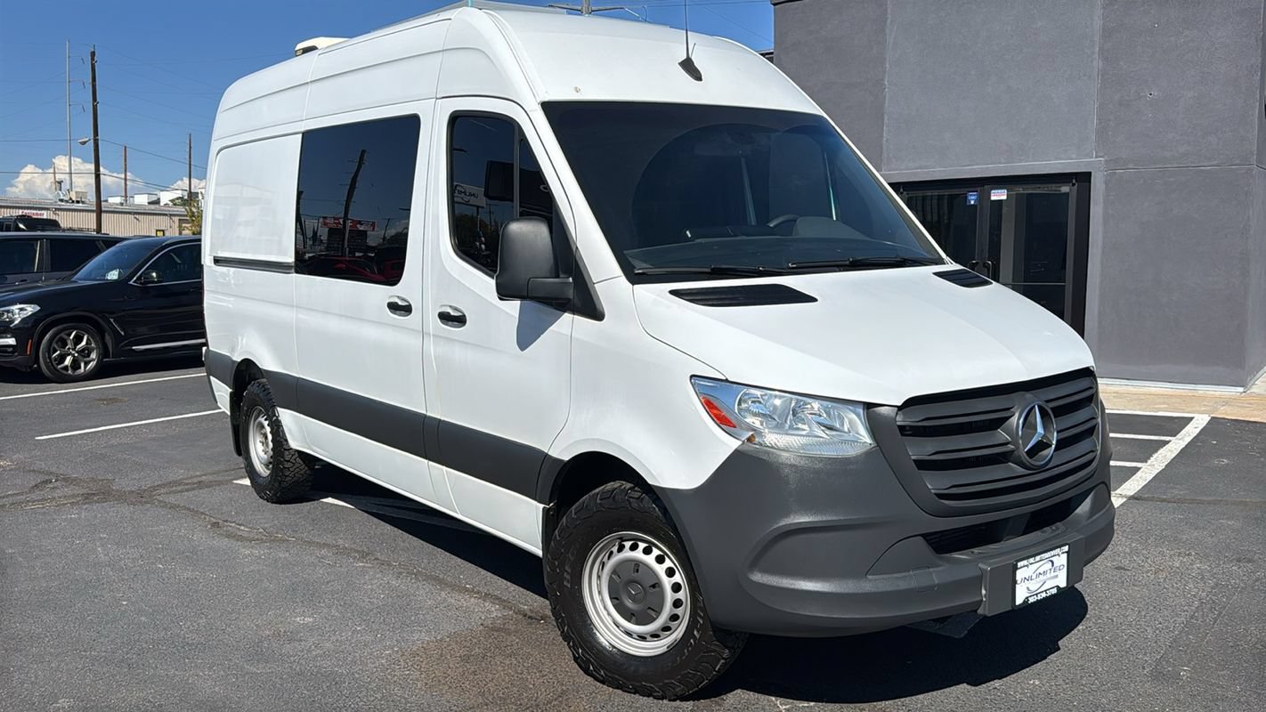 Used 2019 Mercedes-Benz Sprinter 144 image 1
