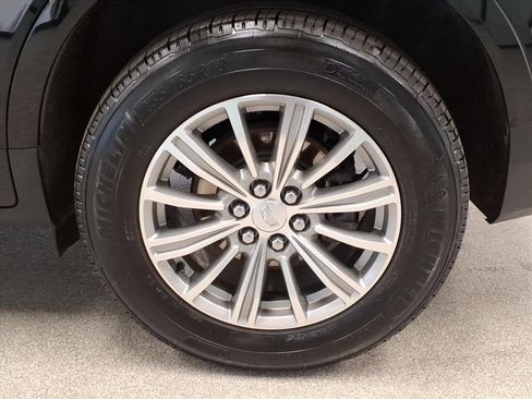 Used 2019 Cadillac XT5 Luxury image 8