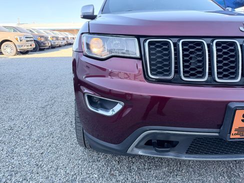 Used 2017 Jeep Grand Cherokee Limited image 4