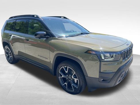 New 2026 Jeep Cherokee Overland w/ Advanced Pro Tech Group AWD/4WD image 8