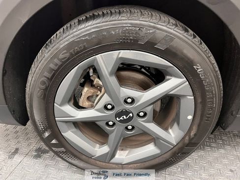 Used 2025 Kia K4 FWD image 15