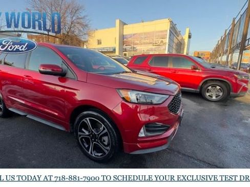 Certified 2023 Ford Edge ST image 7