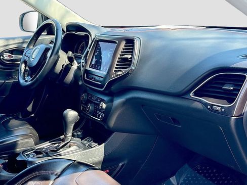 Used 2021 Jeep Cherokee Trailhawk image 27