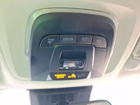 Used 2023 Toyota Corolla LE image 29